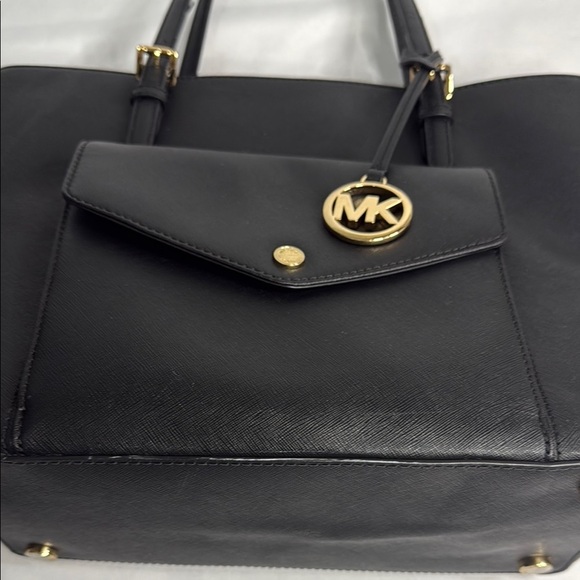 Michael Kors Black Tote Bag with Structured Design - Picture 6 of 12